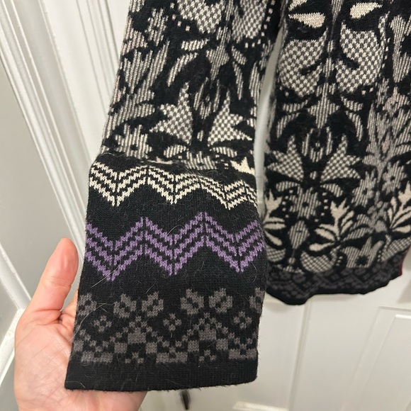 GUDRUN SJODEN NORDIC FAIR ISLE CARDIGAN SWEATER WOOL BLEND WITH INTRICATE CLASPS - Picture 3 of 7